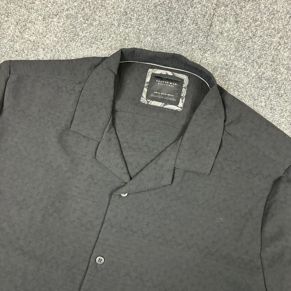 Cactus Man Ricky Singh Black Textured Short Sleeve Camp Collar Shirt Mens XL